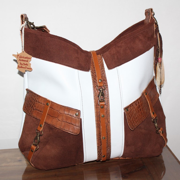 Sac Cléopatre, cuir blanc, cuir croco marron, et daim