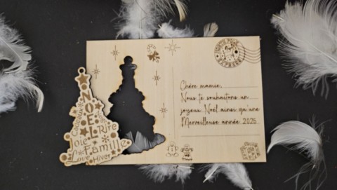 Carte de Vœux en Bois Gravée – Édition Noël et Nouvel An